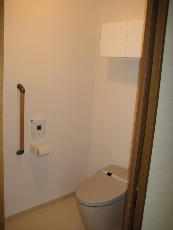 シャワー室よりトイレへ変更 施工後